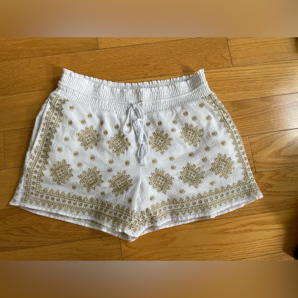 J crew short. White and gold embroidered. Size xxs
